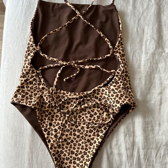 OtherSea Bikini bundle - Picture 3 of 8
